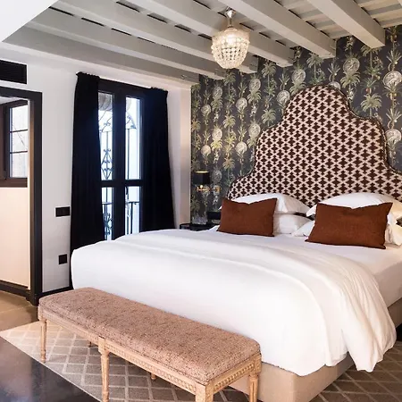 Готель Boutique Casa Canovas 4*