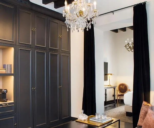 Boutique Casa Canovas Hotel