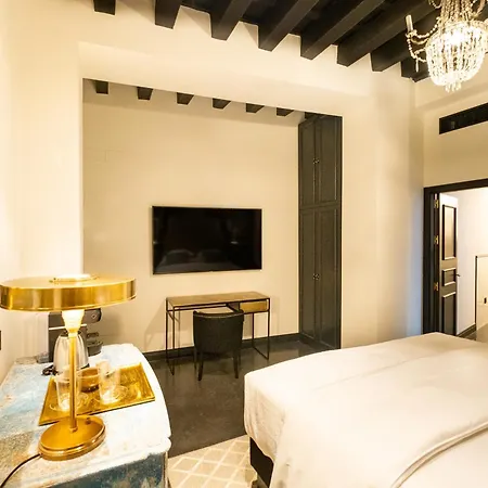 Hotel Boutique Casa Cánovas 4*